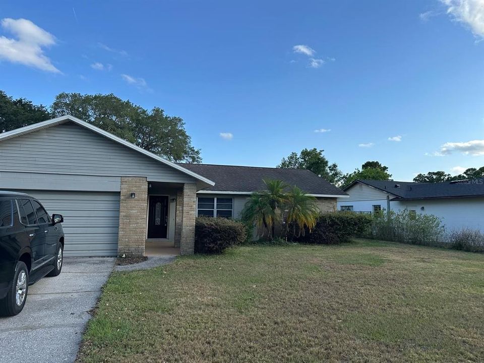 For Sale: $399,900 (3 beds, 2 baths, 1247 Square Feet)