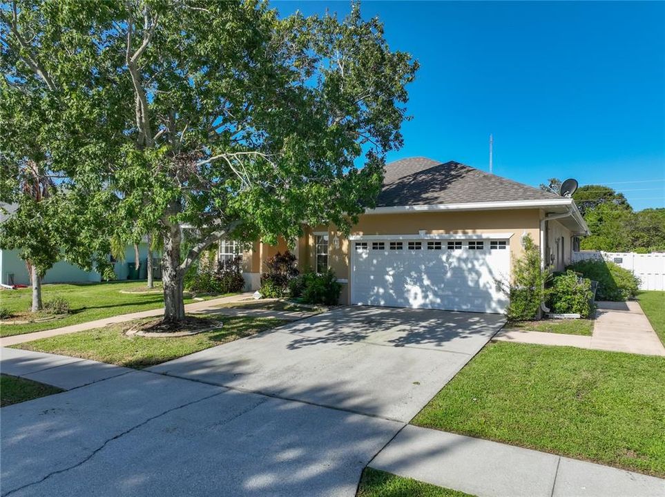 For Sale: $419,990 (3 beds, 2 baths, 1925 Square Feet)