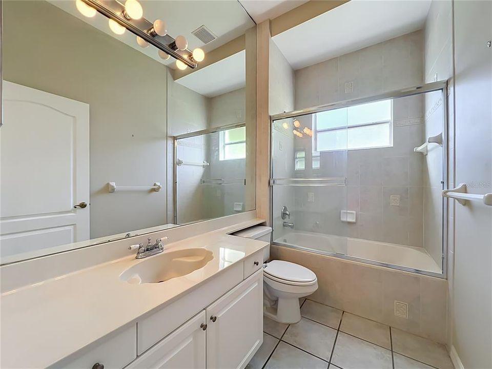 For Sale: $419,990 (3 beds, 2 baths, 1925 Square Feet)