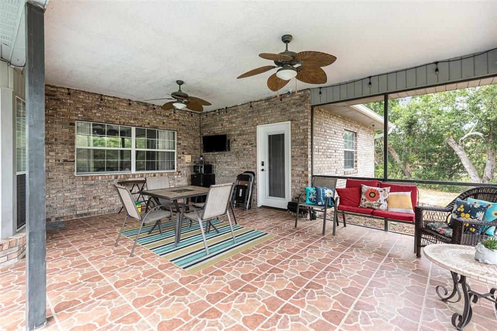 En Venta: $539,000 (4 camas, 3 baños, 2626 Pies cuadrados)