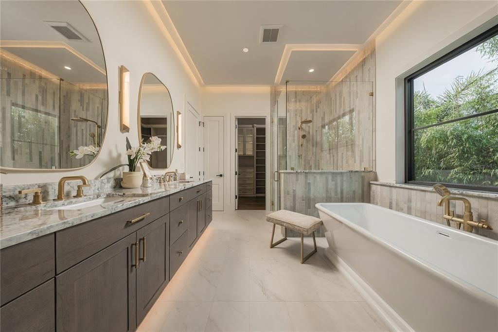 For Sale: $3,250,000 (5 beds, 6 baths, 4459 Square Feet)
