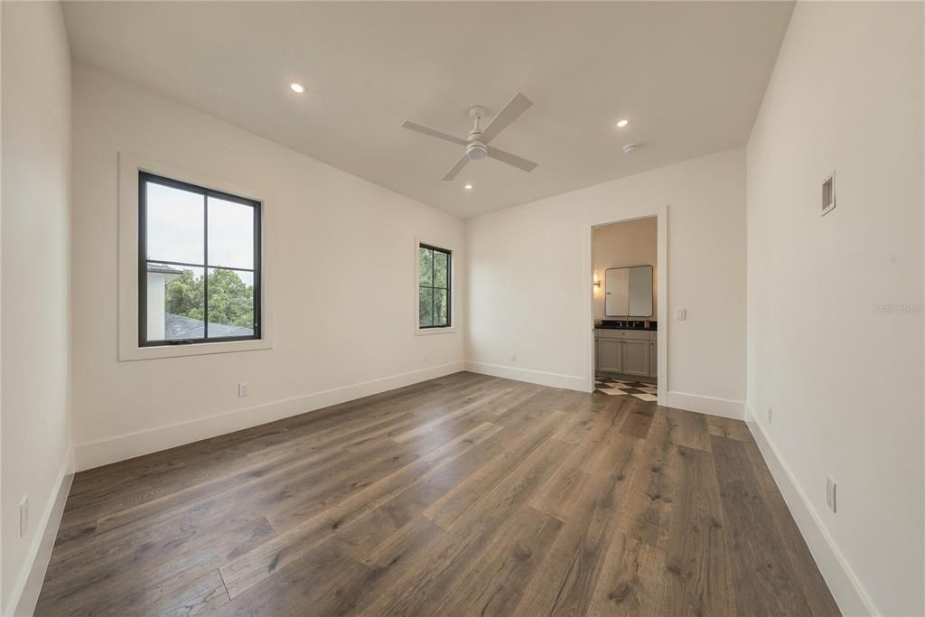 For Sale: $3,250,000 (5 beds, 6 baths, 4459 Square Feet)