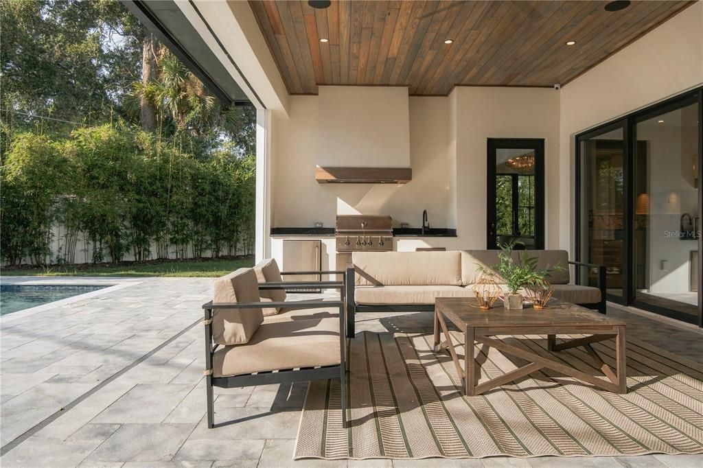 For Sale: $3,250,000 (5 beds, 6 baths, 4459 Square Feet)
