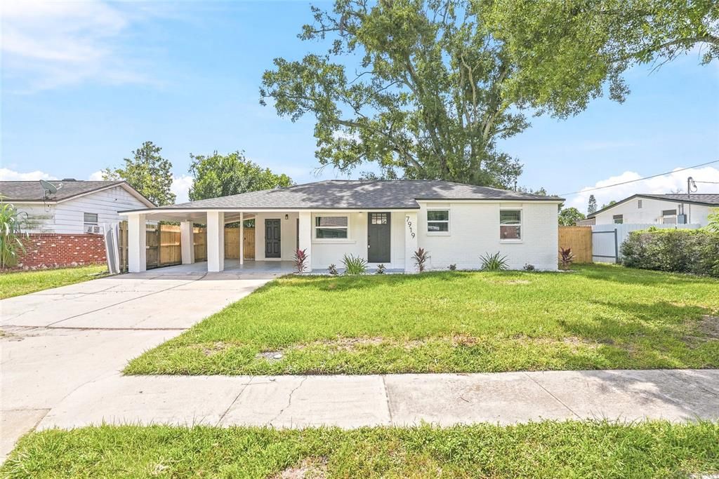 For Sale: $289,900 (3 beds, 1 baths, 1005 Square Feet)