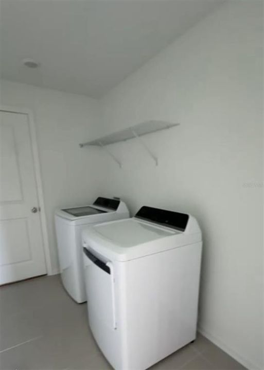 For Sale: $389,990 (3 beds, 2 baths, 1580 Square Feet)
