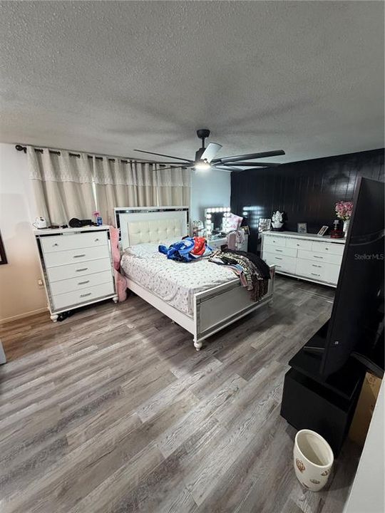 En Renta: $2,200 (3 camas, 1 baños, 1500 Pies cuadrados)