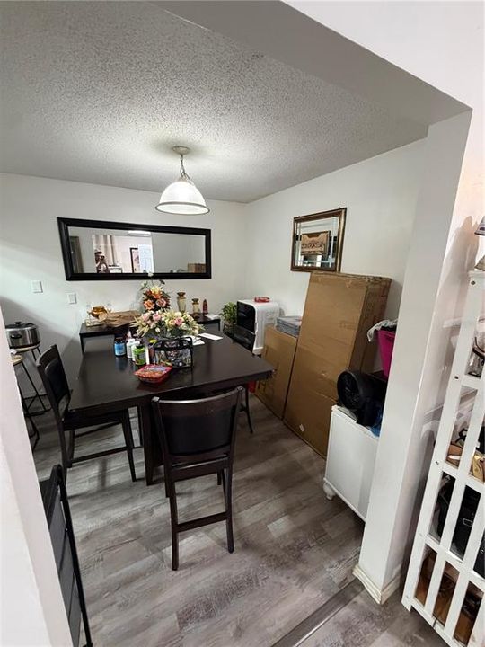 En Renta: $2,200 (3 camas, 1 baños, 1500 Pies cuadrados)