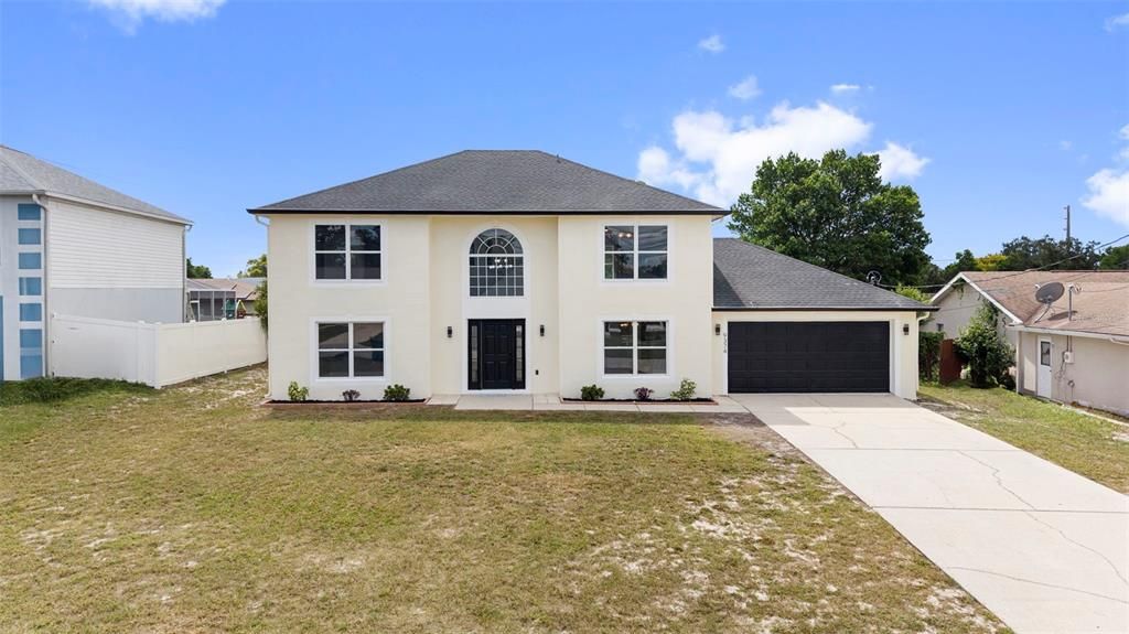 For Sale: $372,999 (4 beds, 2 baths, 2356 Square Feet)