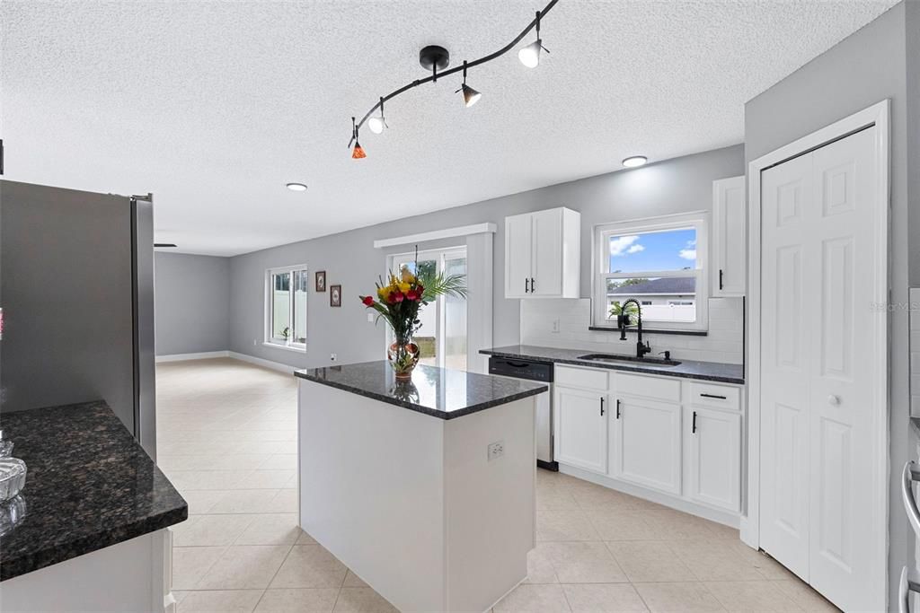 For Sale: $372,999 (4 beds, 2 baths, 2356 Square Feet)