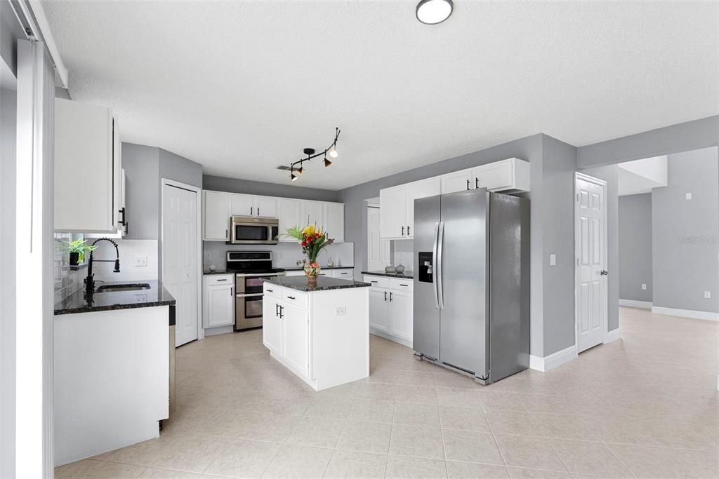 For Sale: $372,999 (4 beds, 2 baths, 2356 Square Feet)