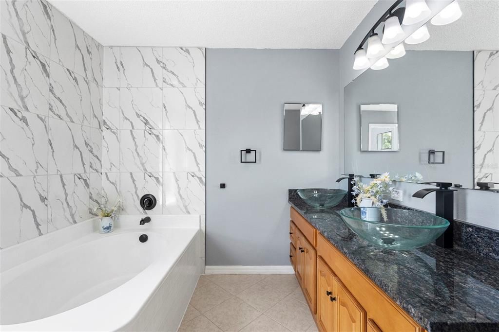 For Sale: $372,999 (4 beds, 2 baths, 2356 Square Feet)