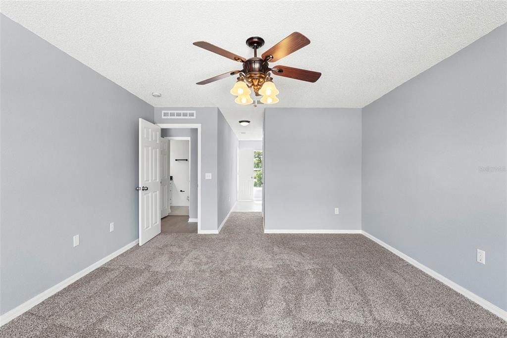 For Sale: $372,999 (4 beds, 2 baths, 2356 Square Feet)