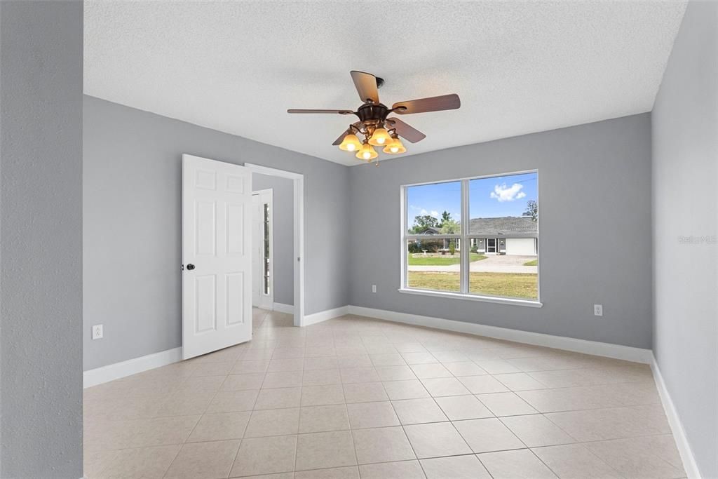 For Sale: $372,999 (4 beds, 2 baths, 2356 Square Feet)