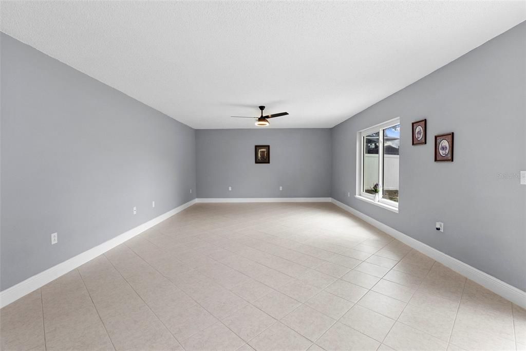 For Sale: $372,999 (4 beds, 2 baths, 2356 Square Feet)