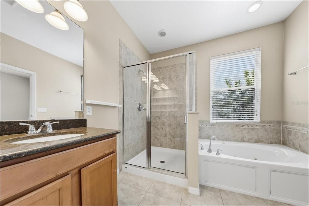 En Venta: $449,900 (3 camas, 2 baños, 1825 Pies cuadrados)