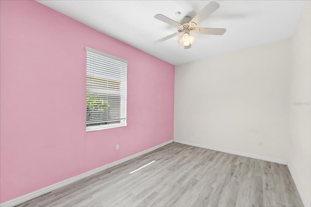 En Venta: $449,900 (3 camas, 2 baños, 1825 Pies cuadrados)