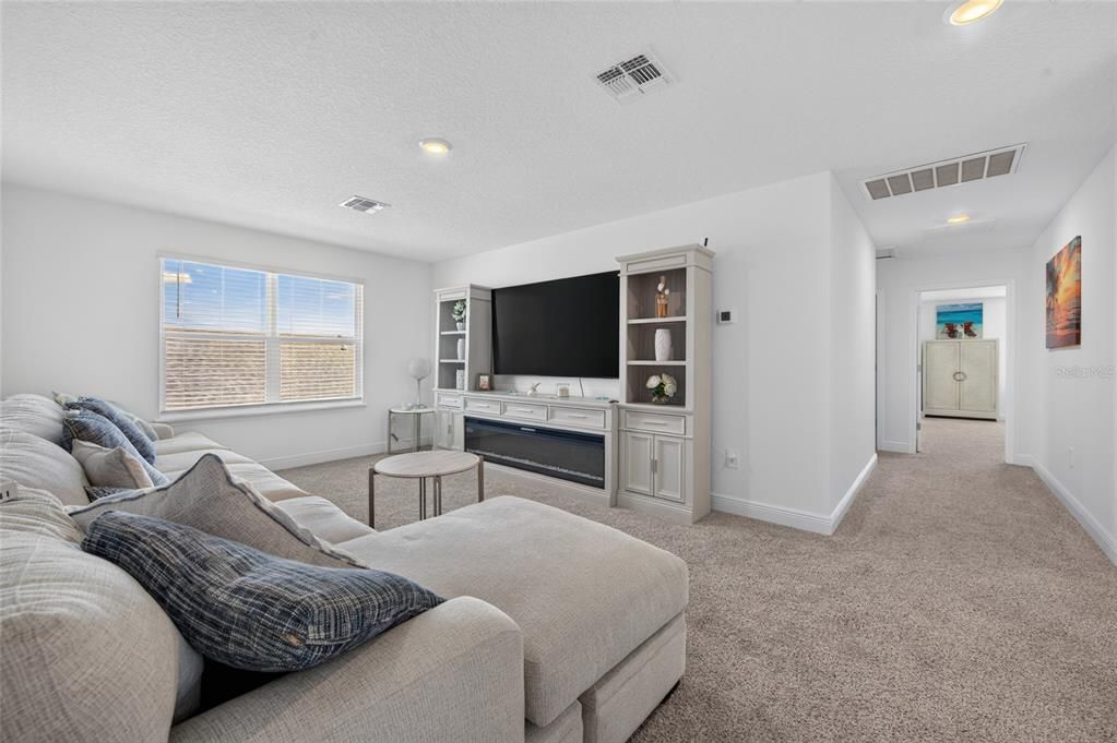 For Sale: $525,000 (4 beds, 3 baths, 2480 Square Feet)