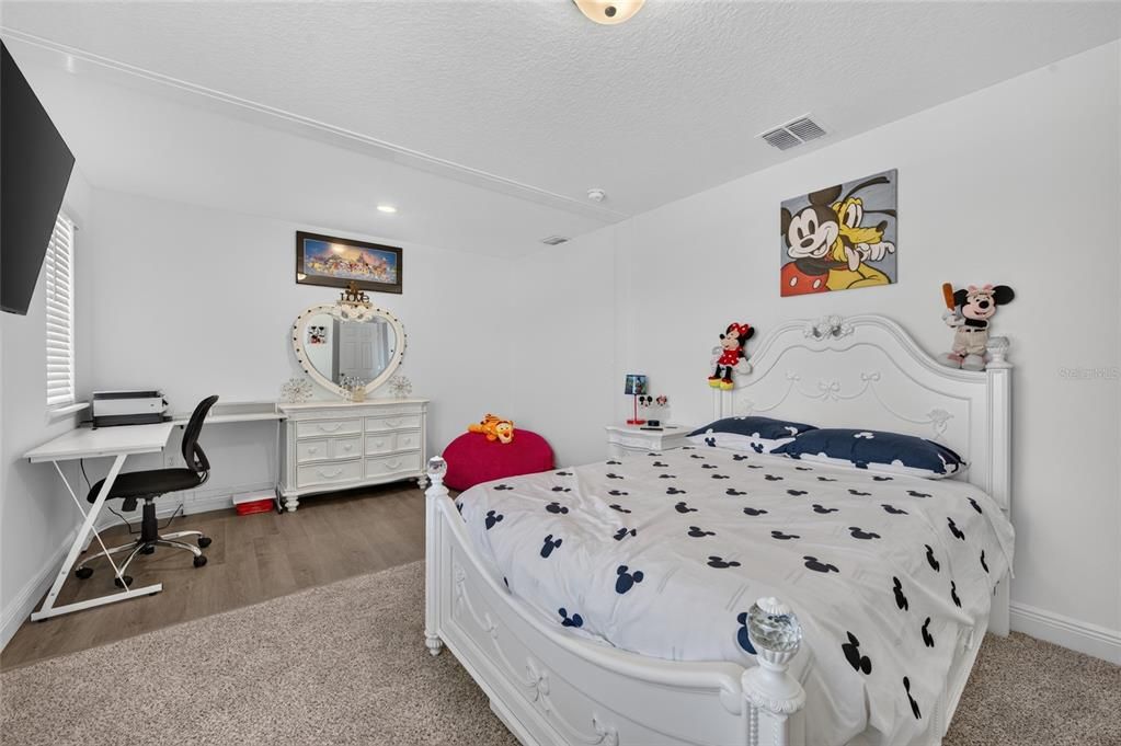 For Sale: $525,000 (4 beds, 3 baths, 2480 Square Feet)