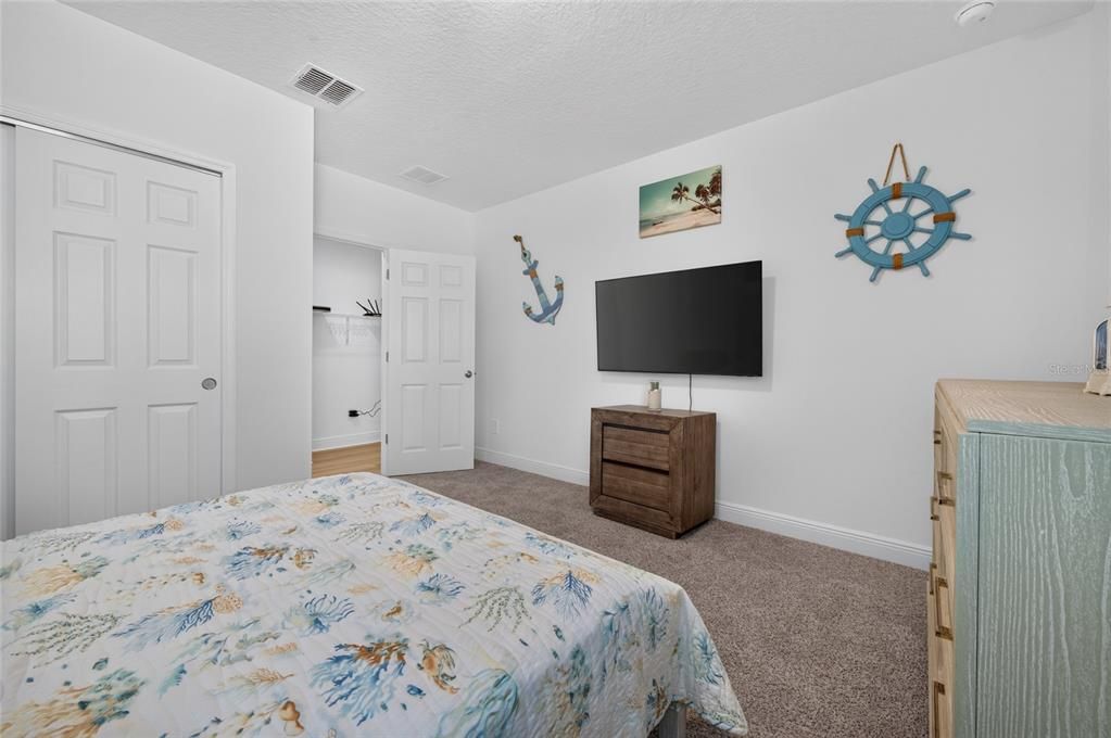 For Sale: $525,000 (4 beds, 3 baths, 2480 Square Feet)