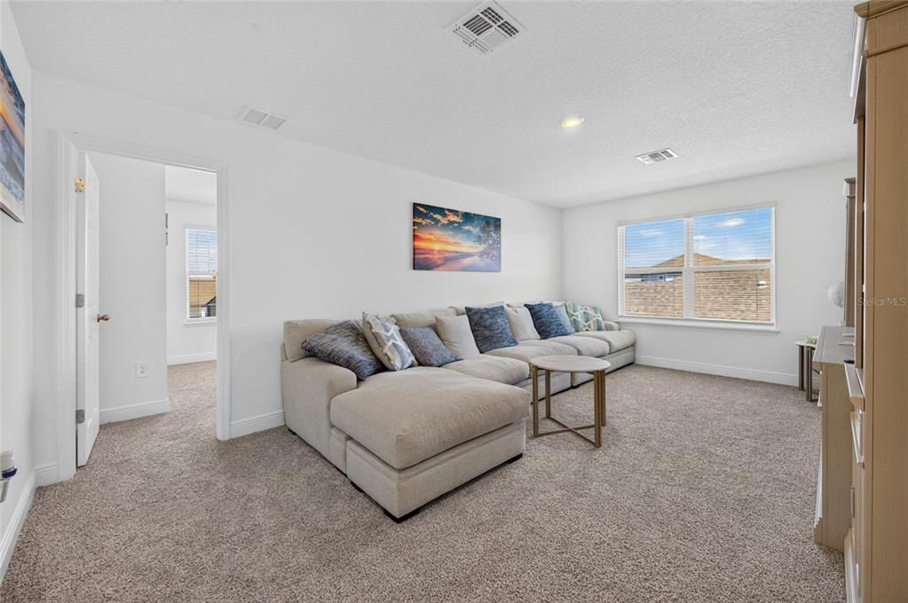 For Sale: $525,000 (4 beds, 3 baths, 2480 Square Feet)