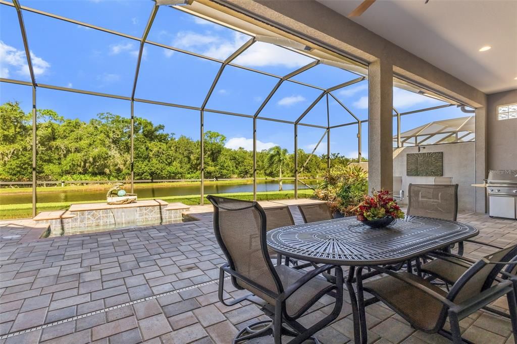 For Sale: $650,000 (3 beds, 3 baths, 2443 Square Feet)