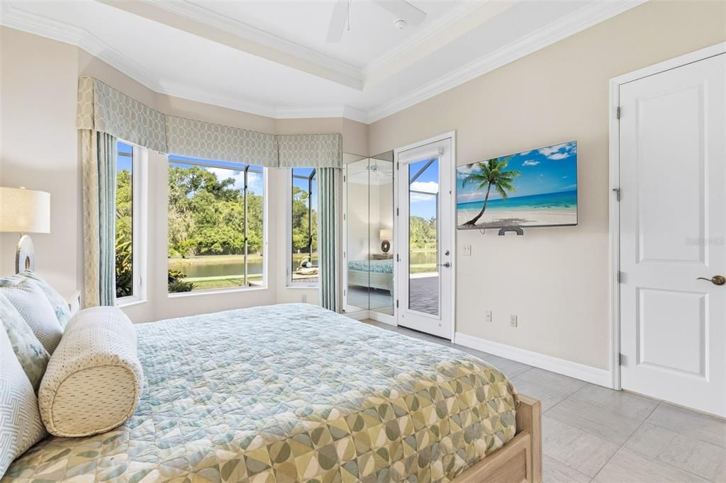 For Sale: $650,000 (3 beds, 3 baths, 2443 Square Feet)