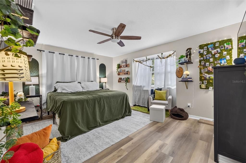For Sale: $724,900 (4 beds, 0 baths, 2226 Square Feet)