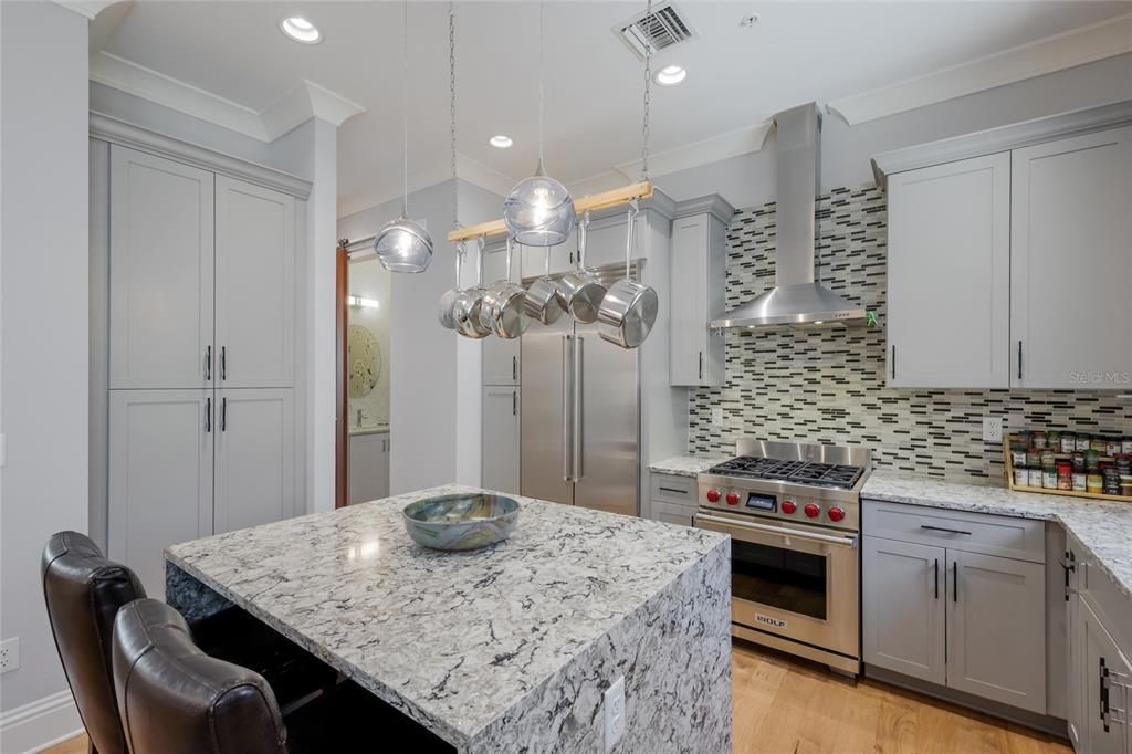 For Sale: $1,295,000 (3 beds, 3 baths, 2291 Square Feet)