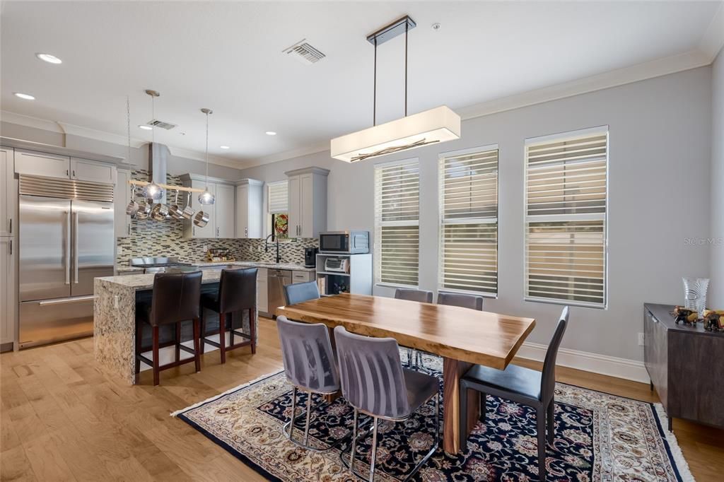 For Sale: $1,295,000 (3 beds, 3 baths, 2291 Square Feet)