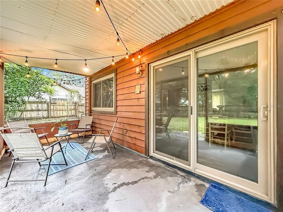 For Sale: $450,000 (3 beds, 2 baths, 1956 Square Feet)