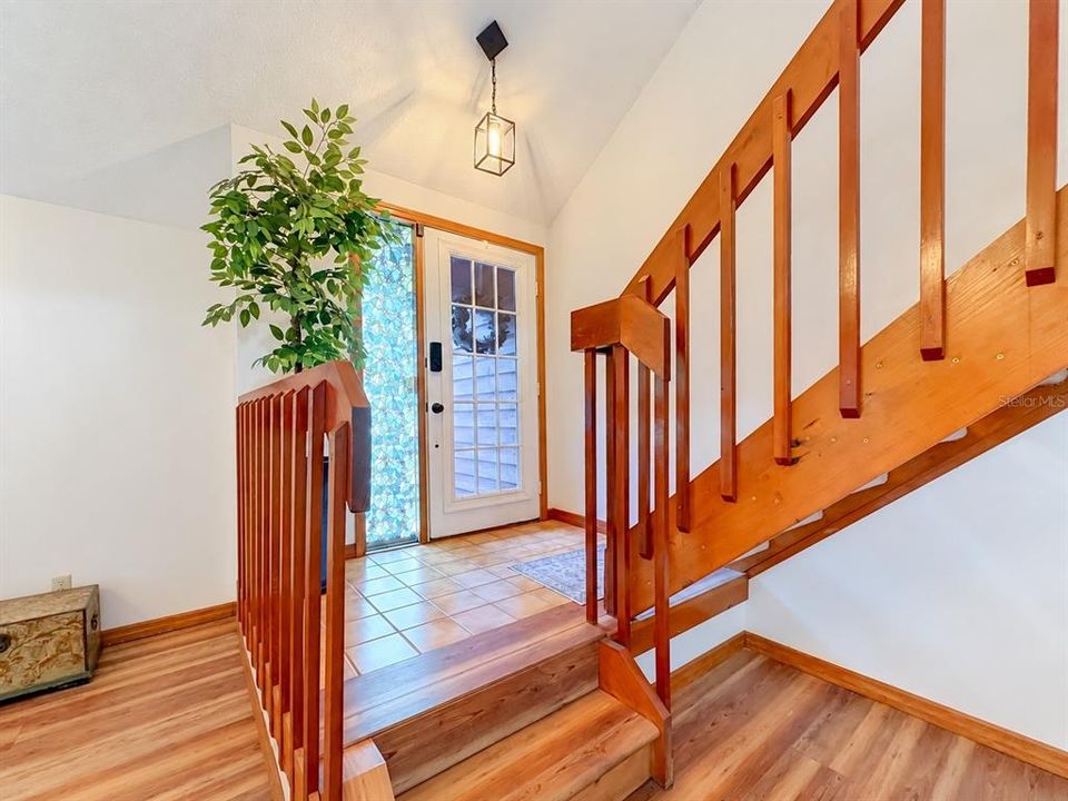 For Sale: $450,000 (3 beds, 2 baths, 1956 Square Feet)