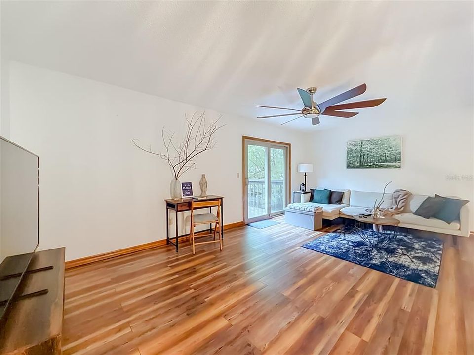 For Sale: $450,000 (3 beds, 2 baths, 1956 Square Feet)