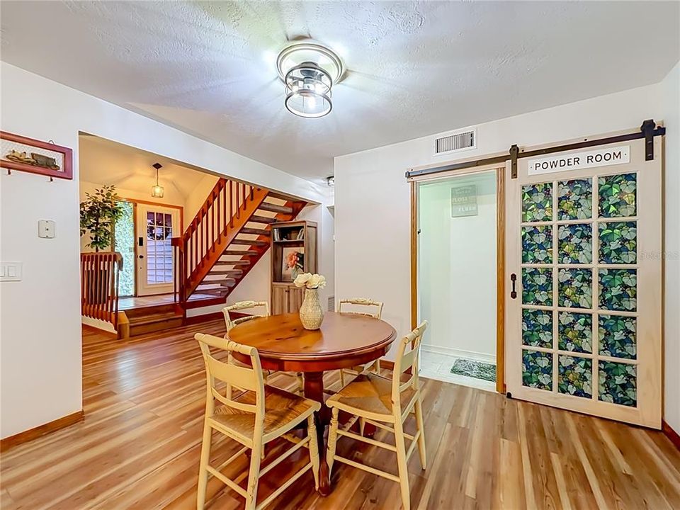 For Sale: $450,000 (3 beds, 2 baths, 1956 Square Feet)
