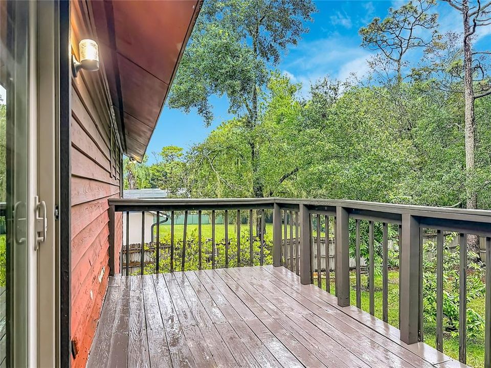 For Sale: $450,000 (3 beds, 2 baths, 1956 Square Feet)