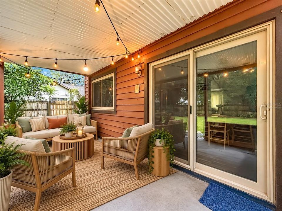 For Sale: $450,000 (3 beds, 2 baths, 1956 Square Feet)