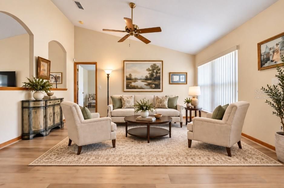 For Sale: $318,900 (3 beds, 2 baths, 1974 Square Feet)