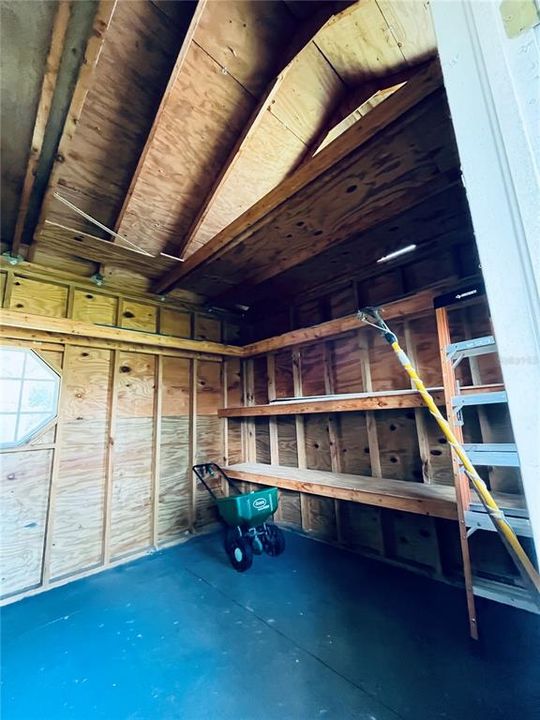 For Sale: $318,900 (3 beds, 2 baths, 1974 Square Feet)