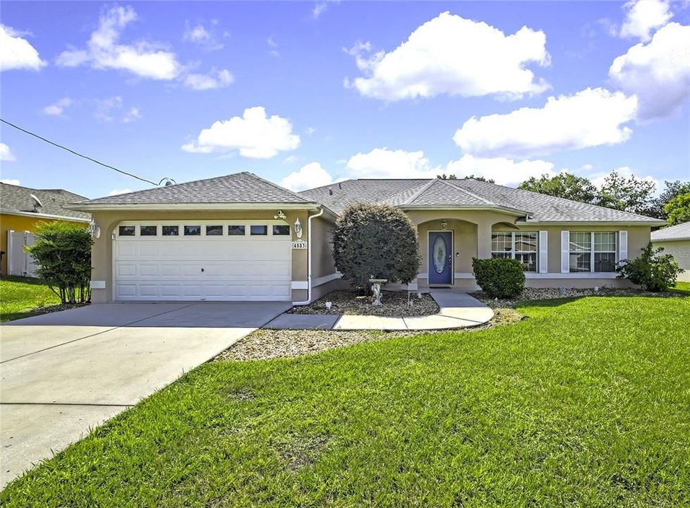 For Sale: $318,900 (3 beds, 2 baths, 1974 Square Feet)