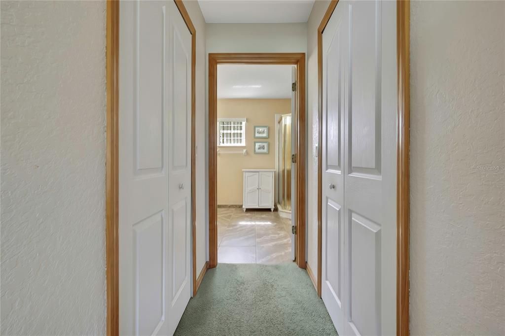 For Sale: $318,900 (3 beds, 2 baths, 1974 Square Feet)