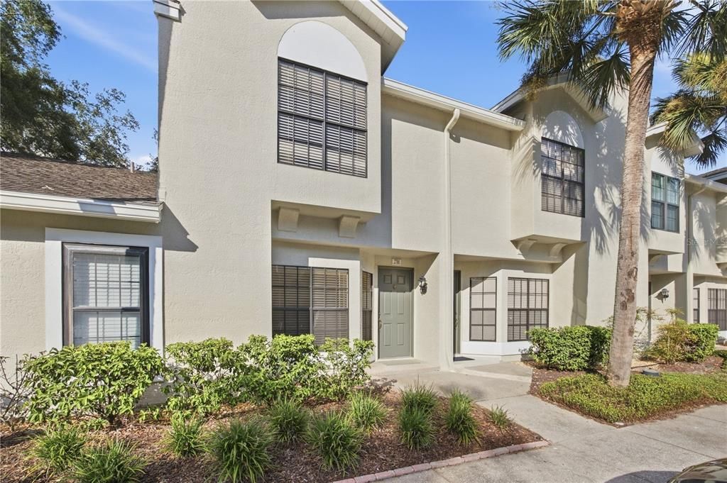 For Sale: $229,900 (2 beds, 2 baths, 1185 Square Feet)