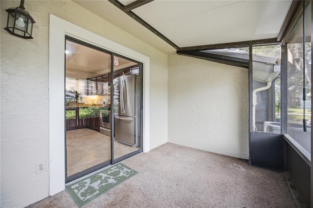 For Sale: $229,900 (2 beds, 2 baths, 1185 Square Feet)