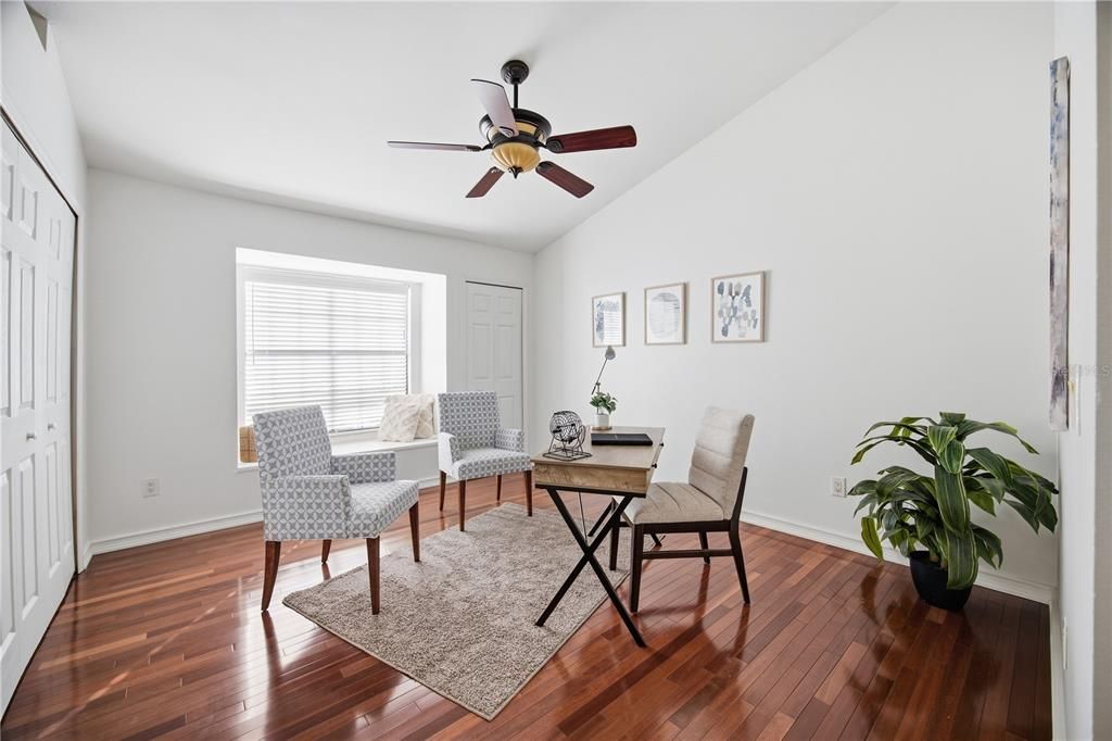 For Sale: $229,900 (2 beds, 2 baths, 1185 Square Feet)