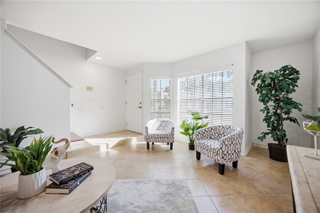 For Sale: $229,900 (2 beds, 2 baths, 1185 Square Feet)