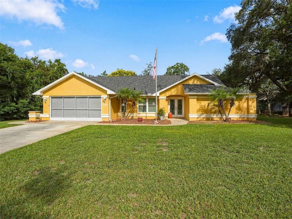 Active With Contract: $350,000 (3 beds, 2 baths, 1812 Square Feet)