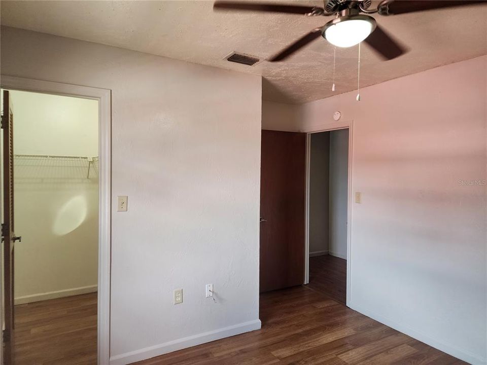 For Rent: $1,325 (2 beds, 1 baths, 3264 Square Feet)