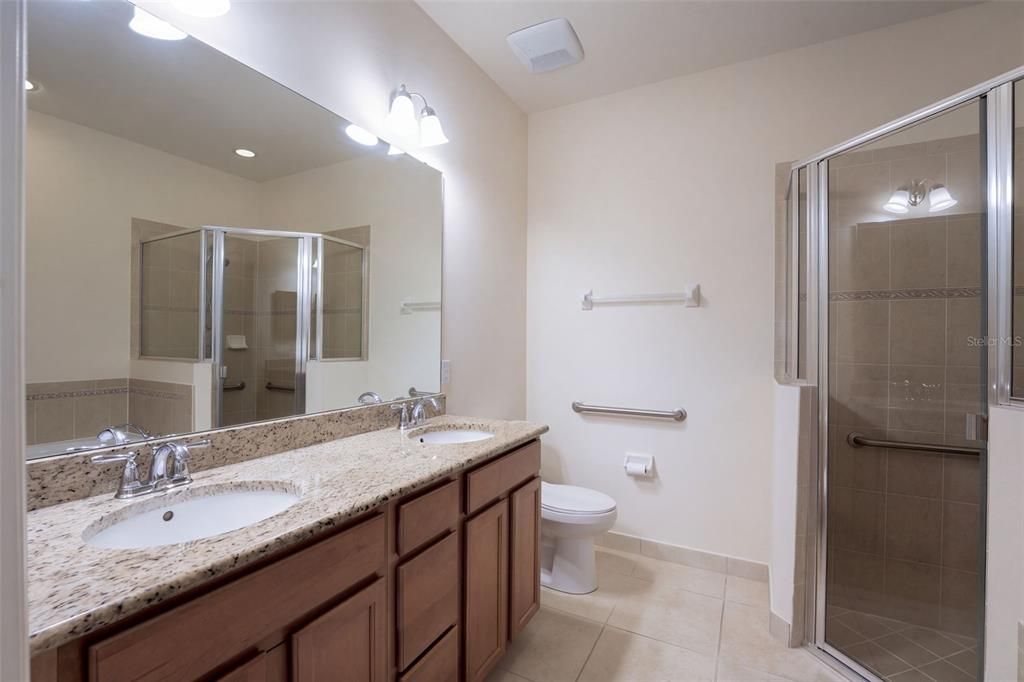 Active With Contract: $350,000 (3 beds, 2 baths, 1405 Square Feet)