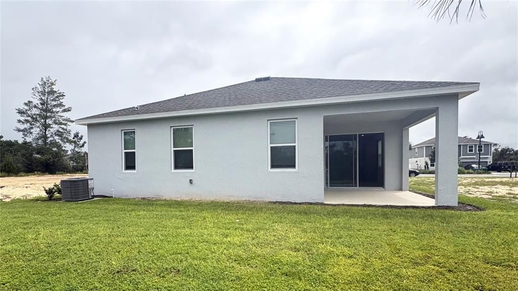 For Sale: $400,000 (4 beds, 3 baths, 2105 Square Feet)