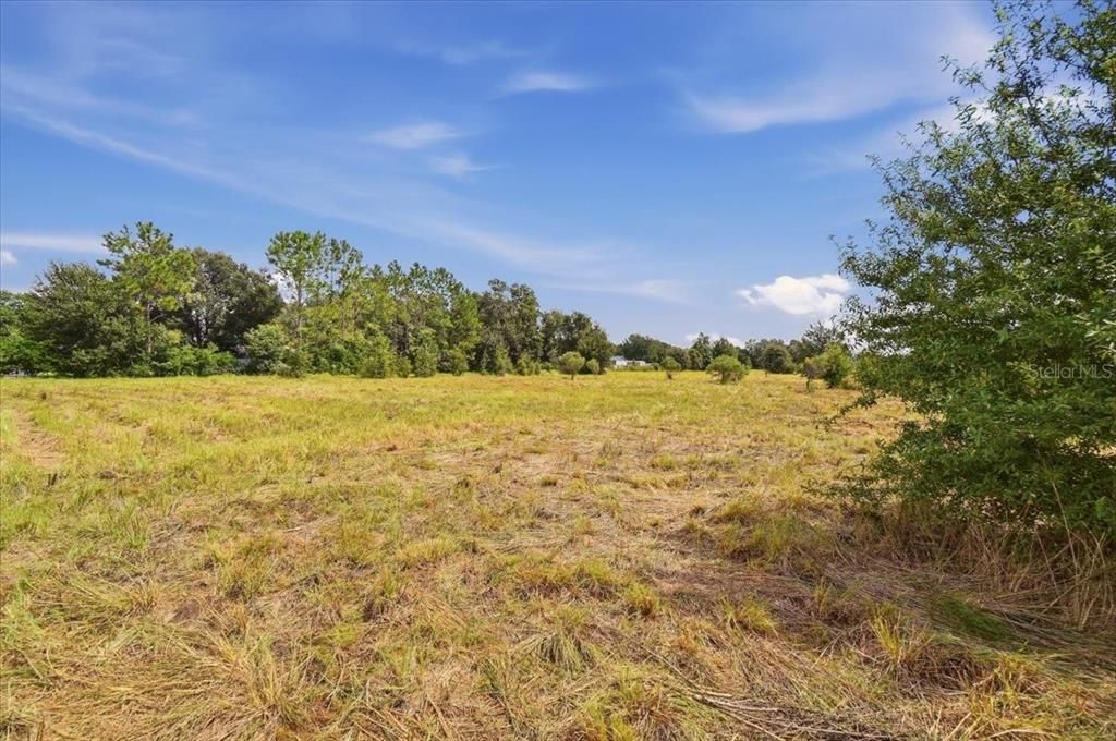 На продажу: $239,000 (2.19 acres)