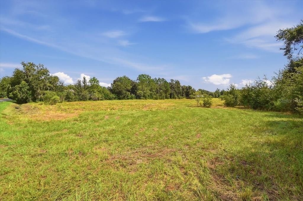 На продажу: $239,000 (2.19 acres)