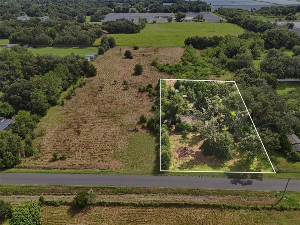 На продажу: $239,000 (2.19 acres)
